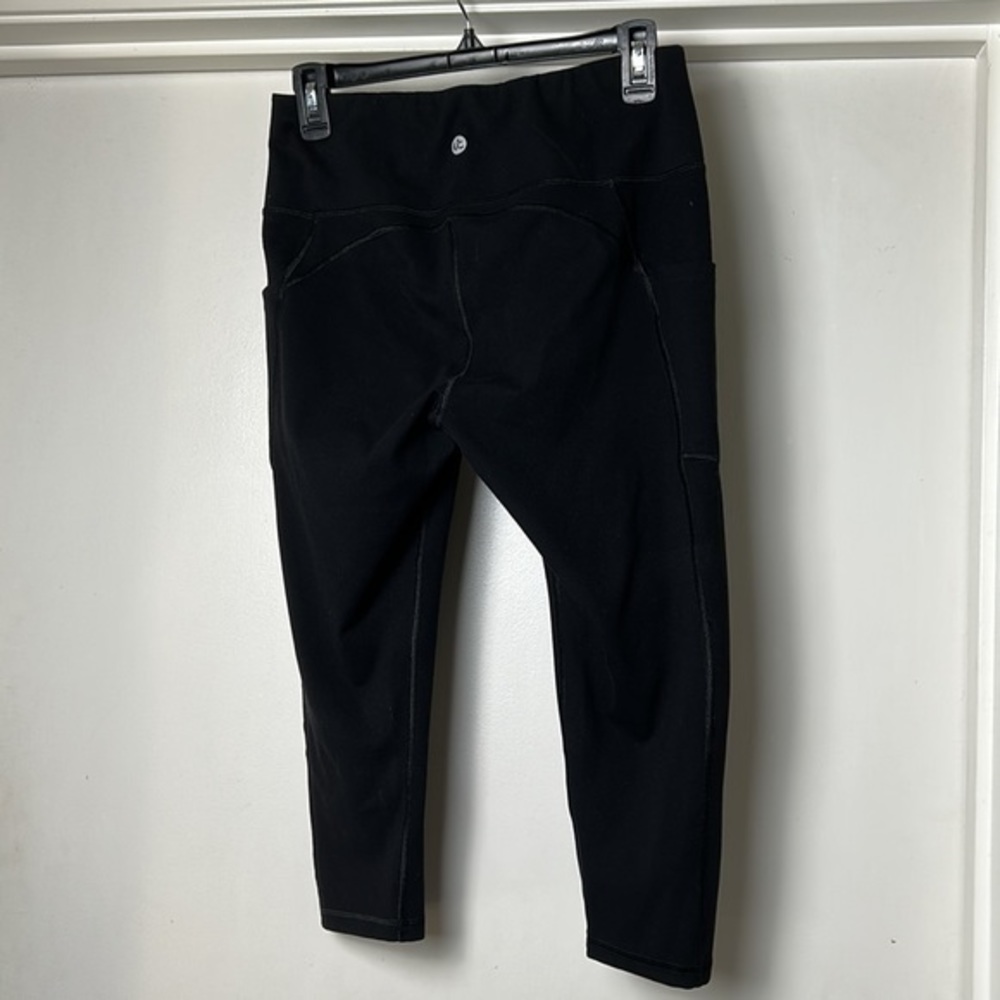 Ewedoos Black Workout Capri Pants-Size L - Picture 2 of 4